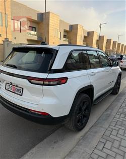 جيب جراند شيروكي